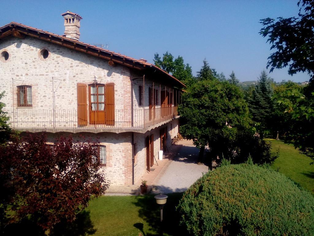 Cascina Stralla Farigliano Extérieur photo