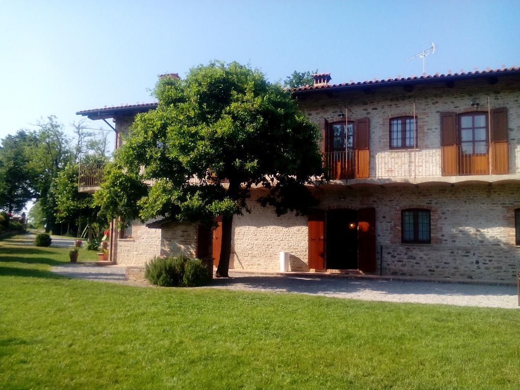 Cascina Stralla Farigliano Extérieur photo