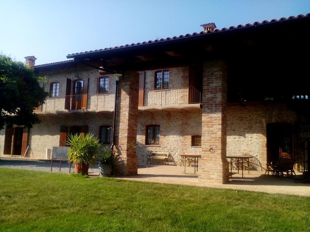 Cascina Stralla Farigliano Extérieur photo